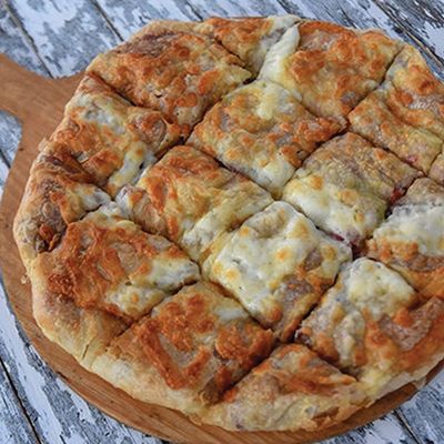 Large Creamy Chicken Pie