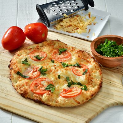 Large Roumi Cheese oriental pizza