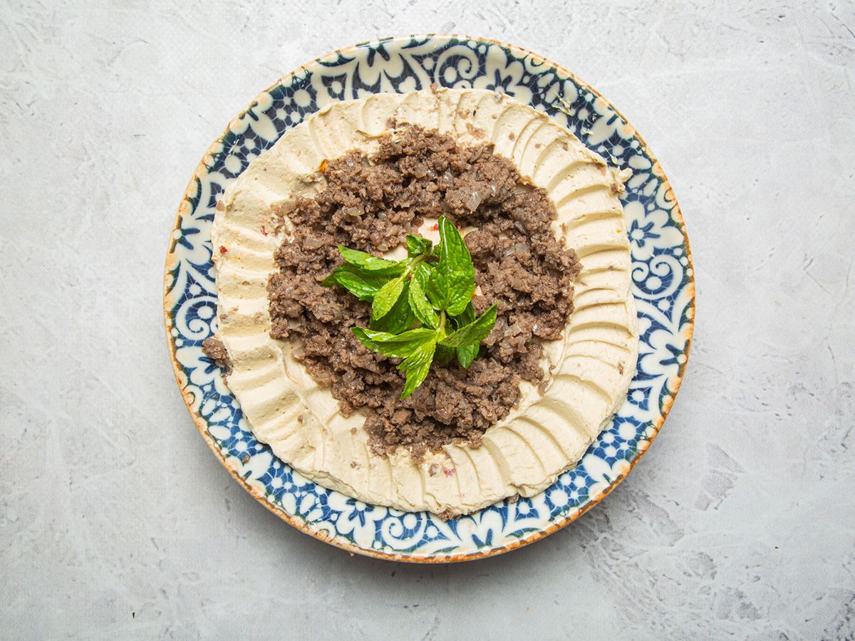 Hummus With Meat