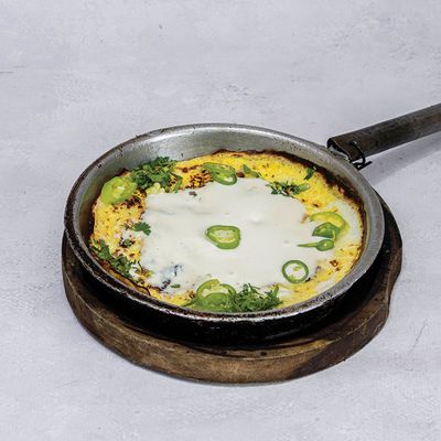 Eggs with tuna