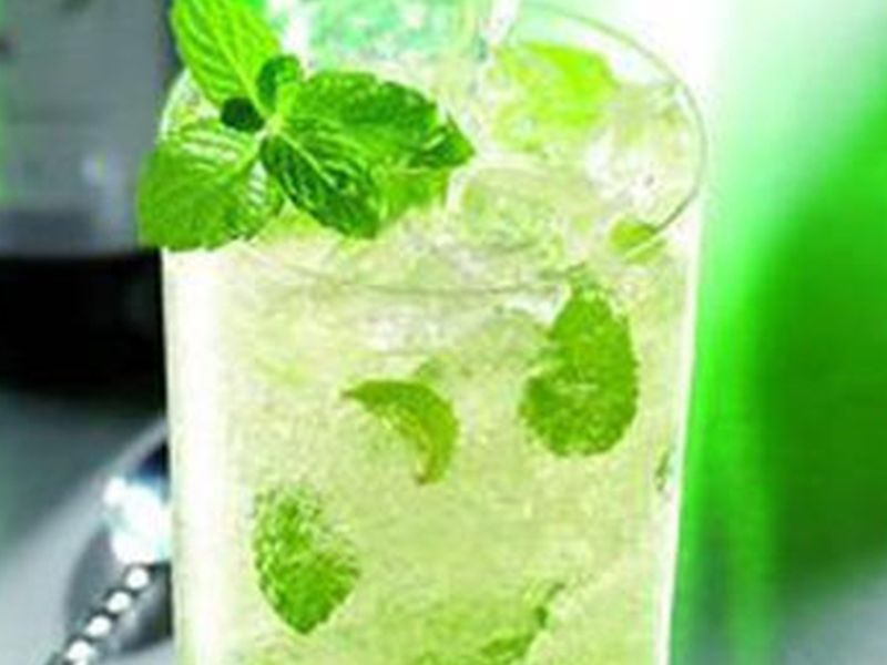 Lemon With Mint Juice