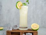 Lemon With Mint Juice