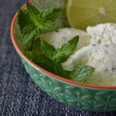 Lemon mint ice cream