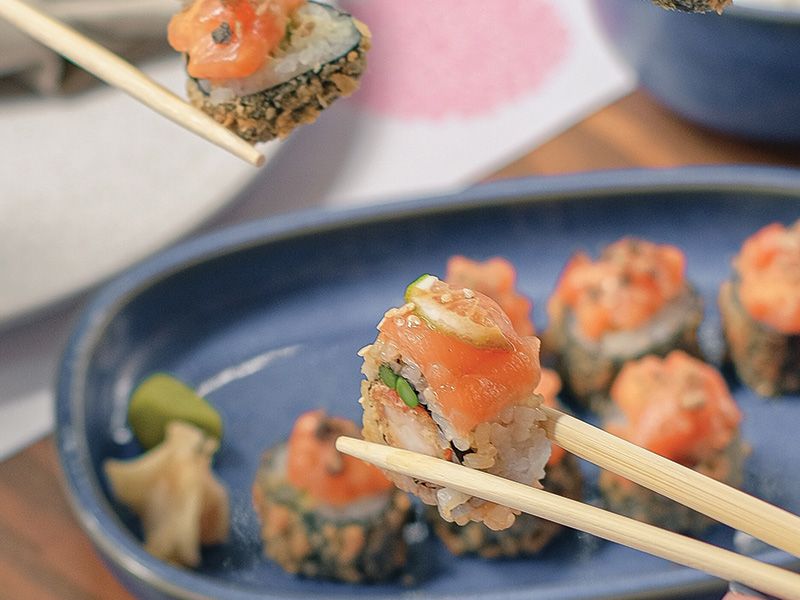 Lime Salmon Maki Roll