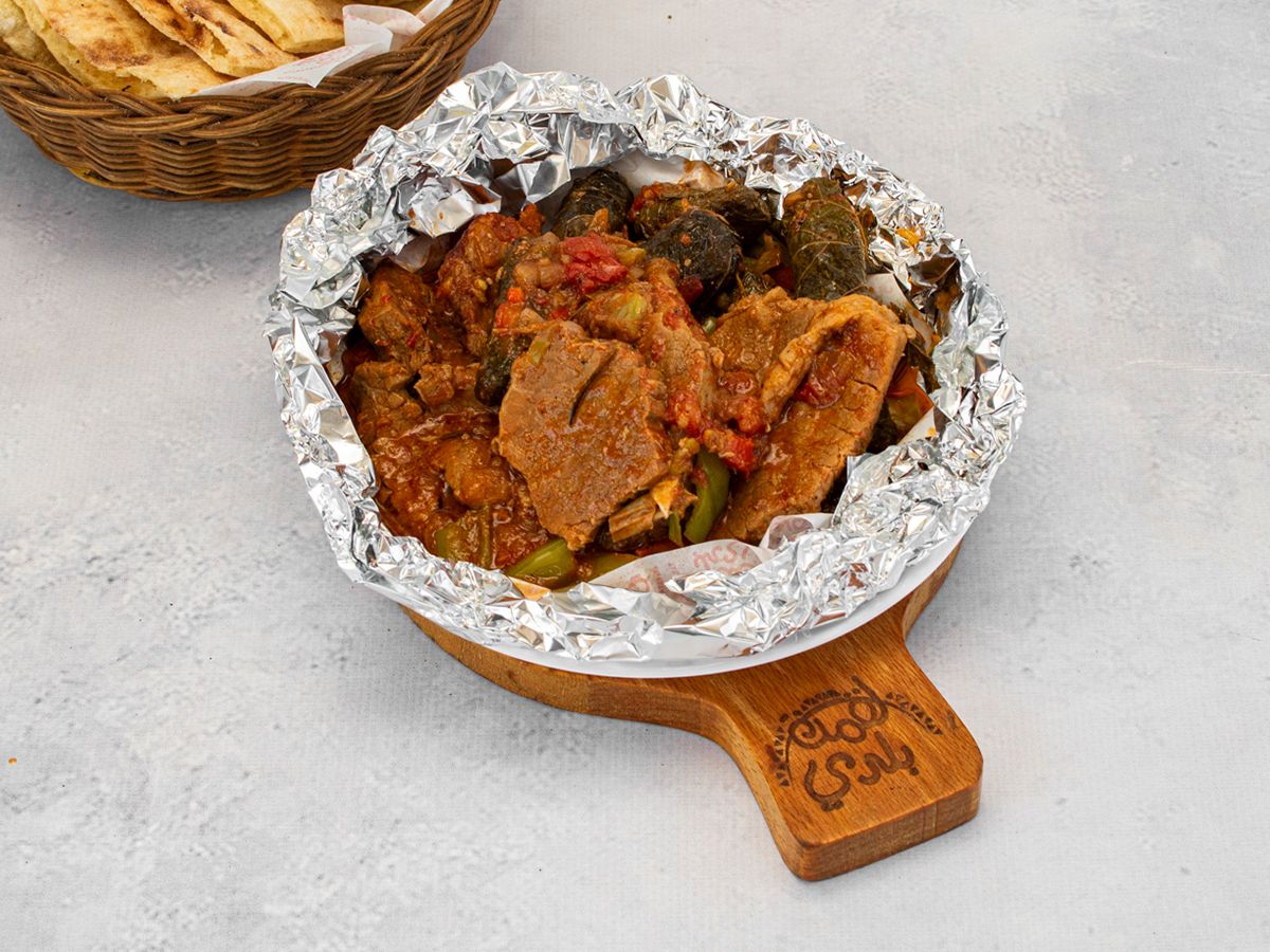 Meat War2et With Grape Leaves