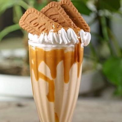 Large Lotus Milkshake