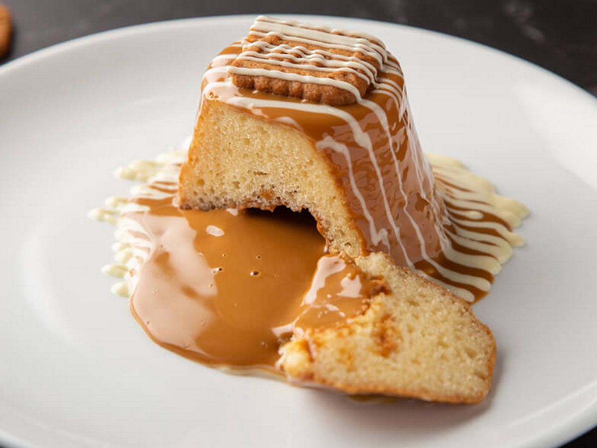 Lotus Molten Cake