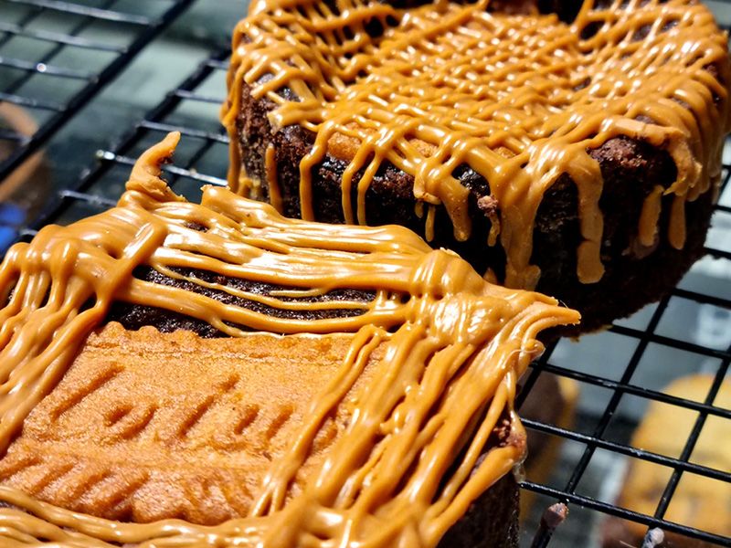 Lotus Brownies Bombs