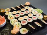 Maki Mix Sushi