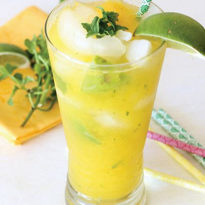 Mango Mint Smoothie