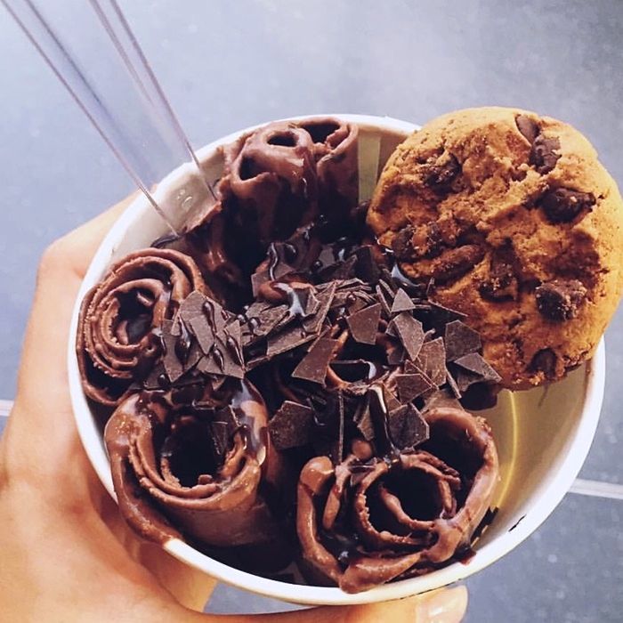 Maltesers Roll Ice Cream