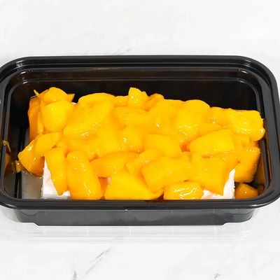 Qashtouta Rice Pudding with Mango