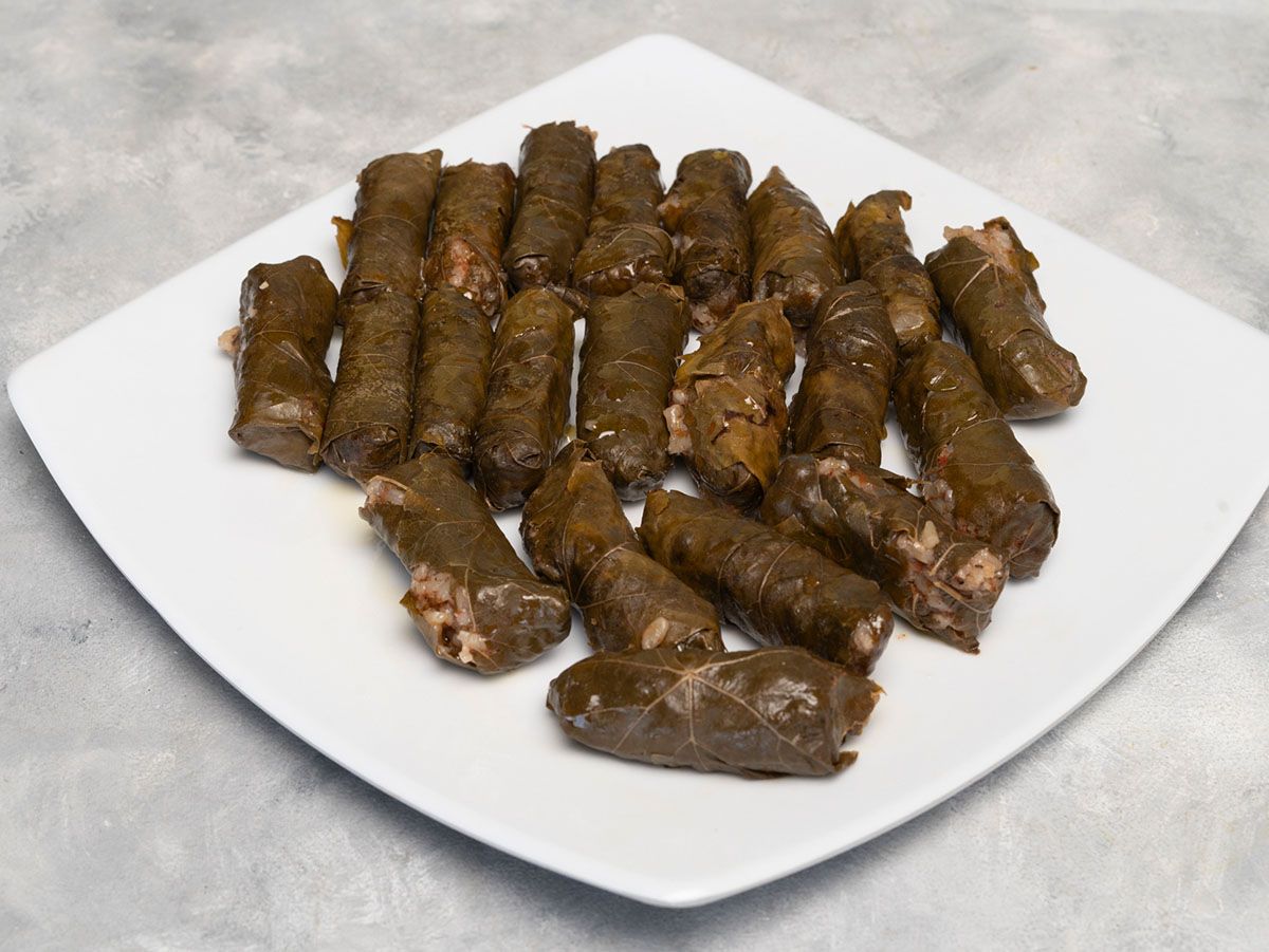 Vine Leaves Mahashi Plate