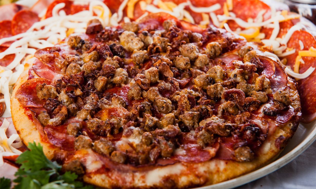 Mix Meat pizza