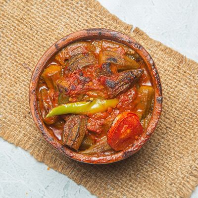 Okra with meat (camel meat)