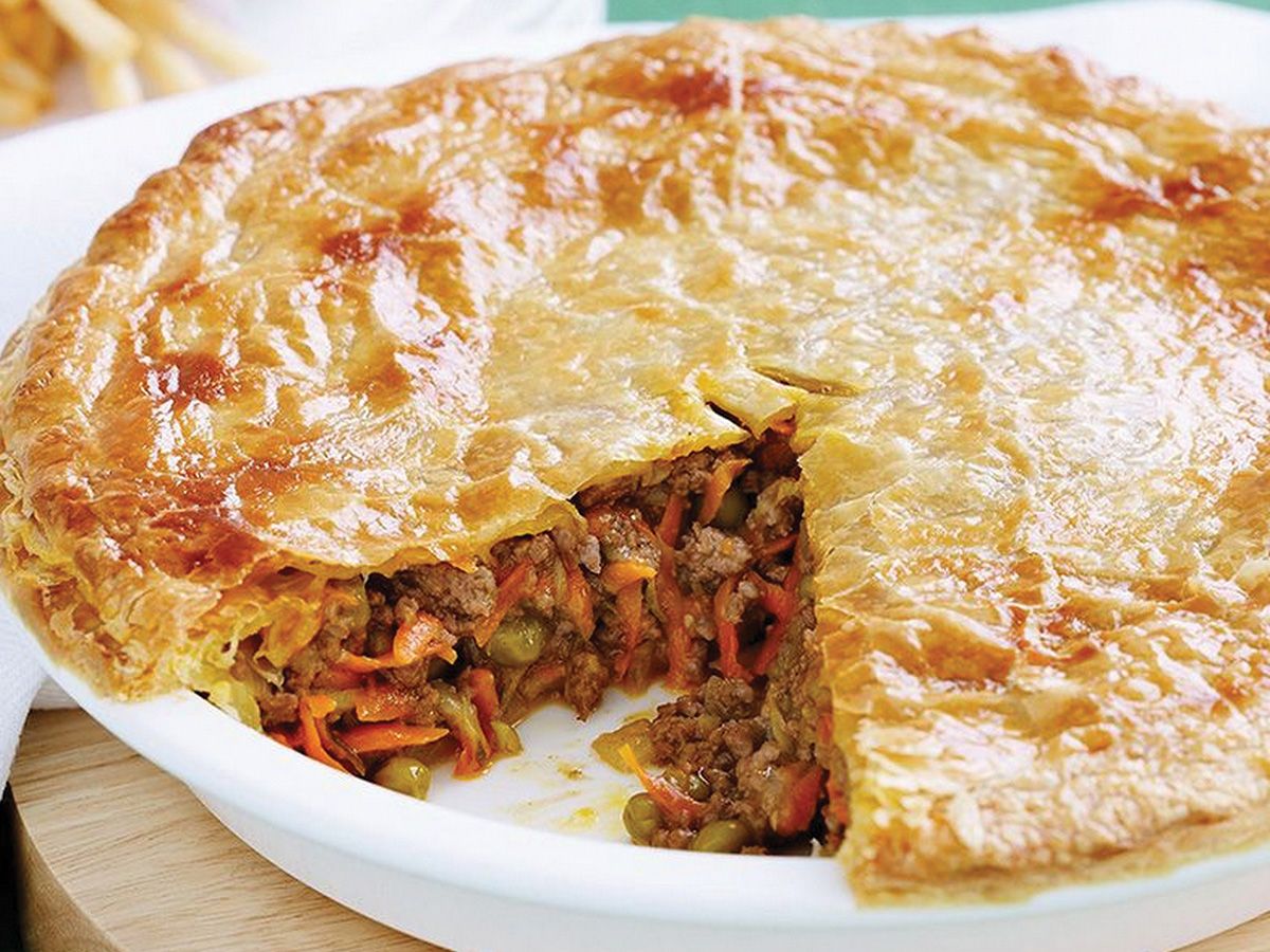 Medium Minced Meat Pie