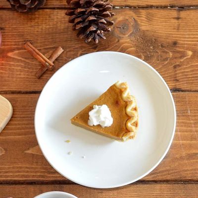 Medium cinnamon pie