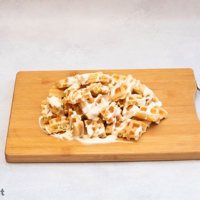 White Choco Waffle Fatteh