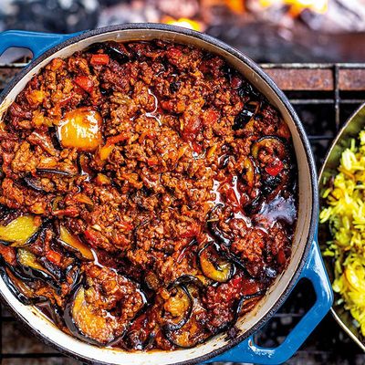 Mesakaa casserole with minced meat