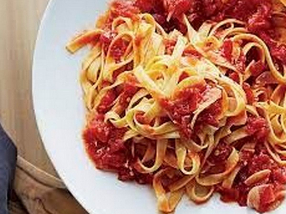 Miami red sauce pasta