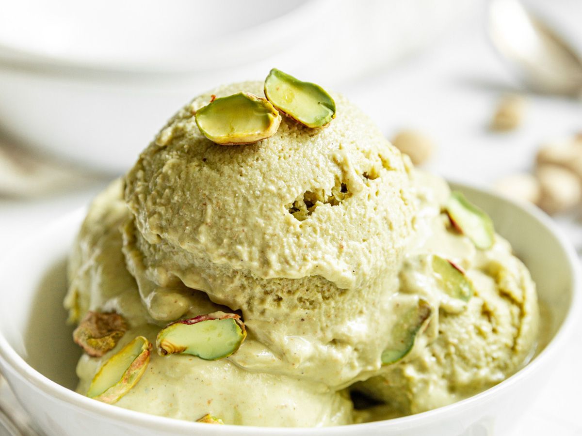 Milk With Sauce Pistachio Ice Cream