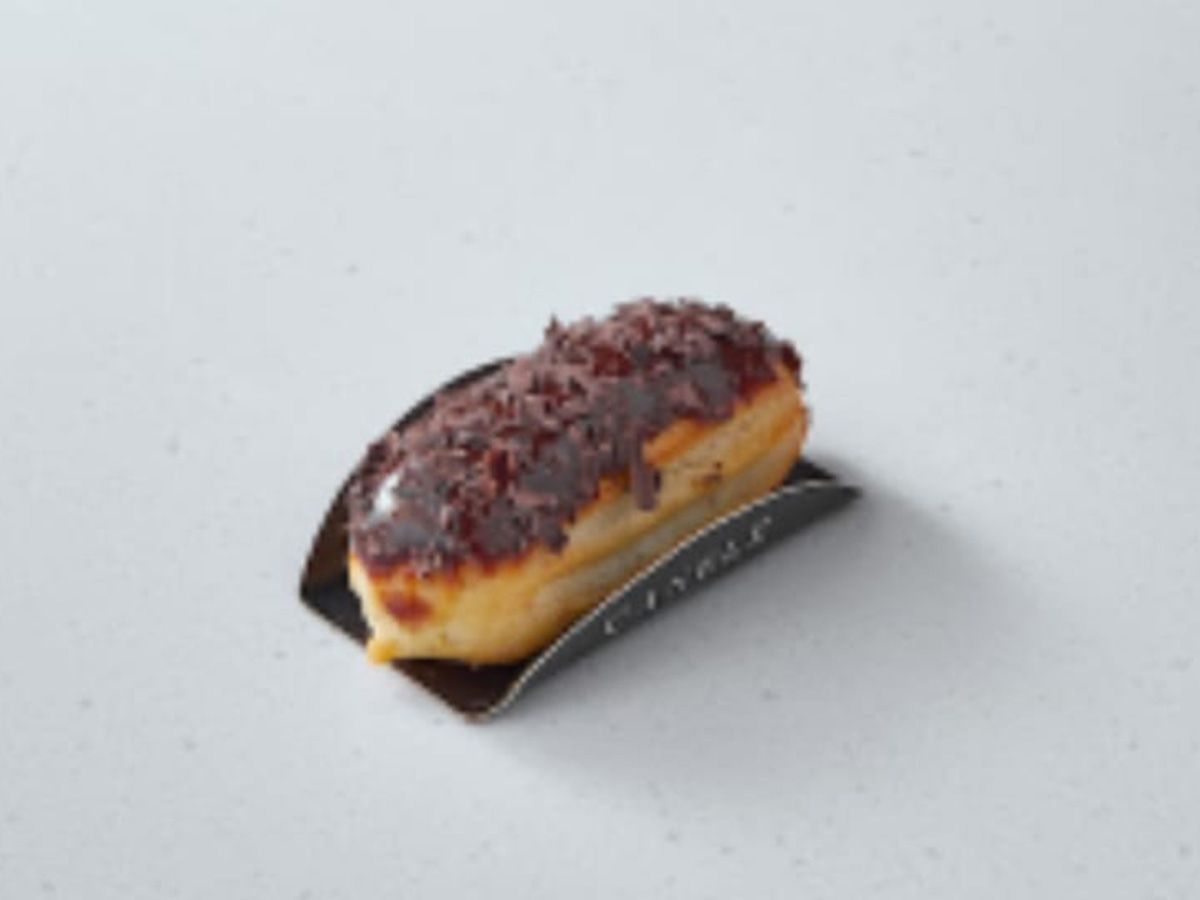 Mini Chocolate Eclair