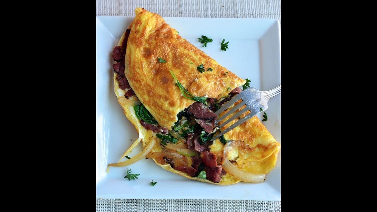 Mini Omelette With Pastrami Bakerie