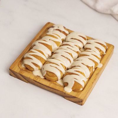 Mini white chocolate pancakes