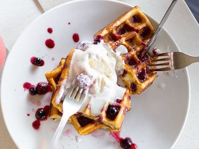 Mix Berries Waffle