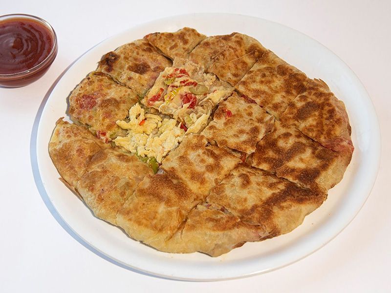 Turkey Meat Oriental Pizza
