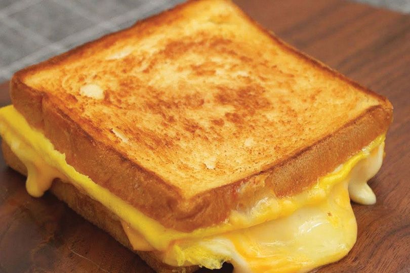 Mix Cheese Omelet