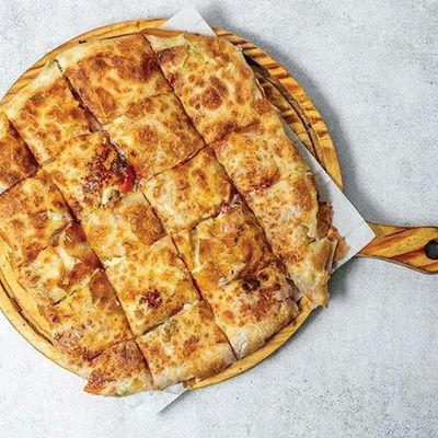 Mix Cheese Oriental Pizza
