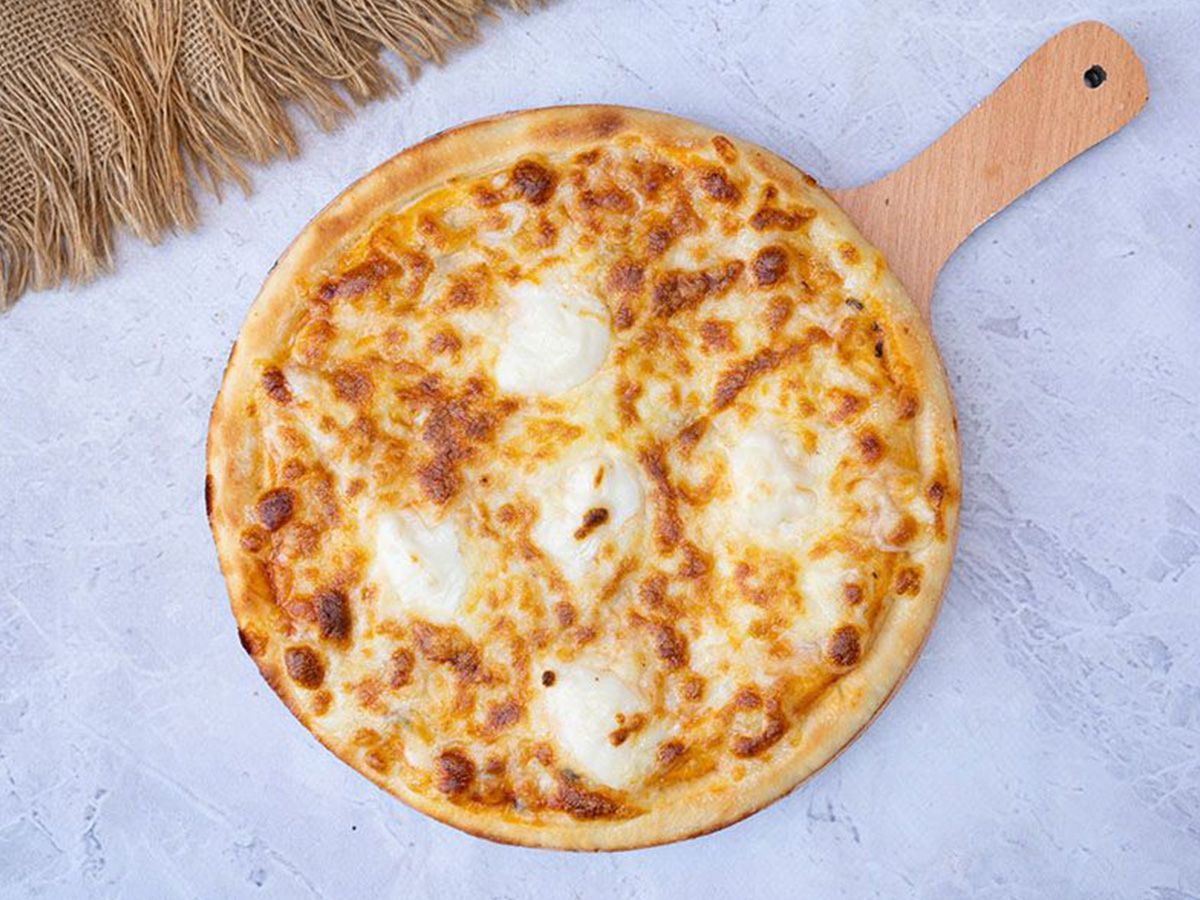 Mix Cheese Pizza