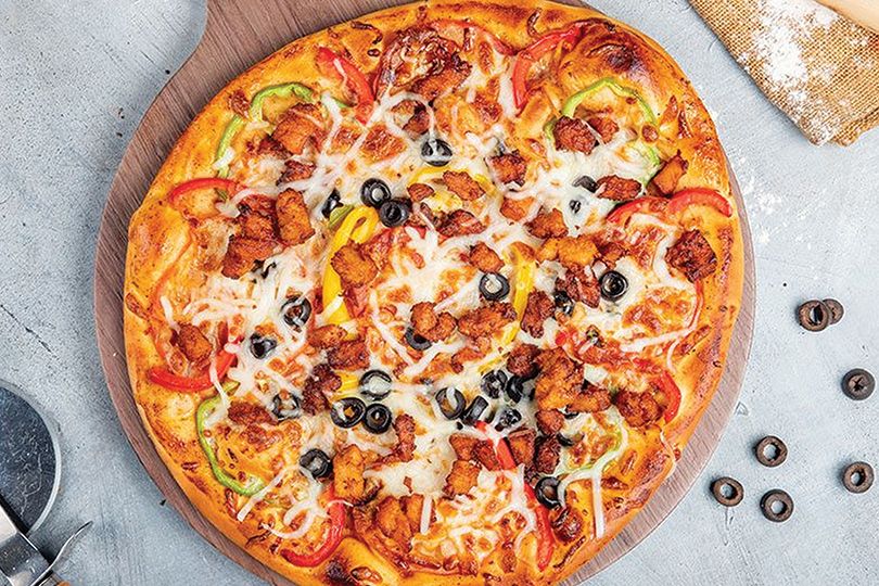 Mix Cheese Oriental Pizza