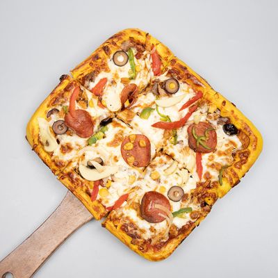 Smoked Mix Pizza