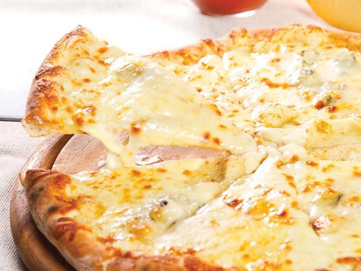 Mix cheese Pizza