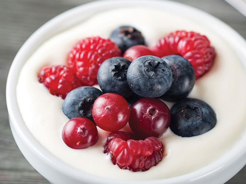 Mix Berry With Yogurt Smoothie