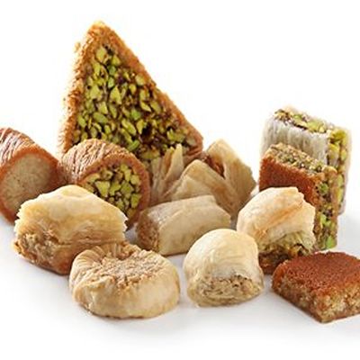 Mixed oriental desserts