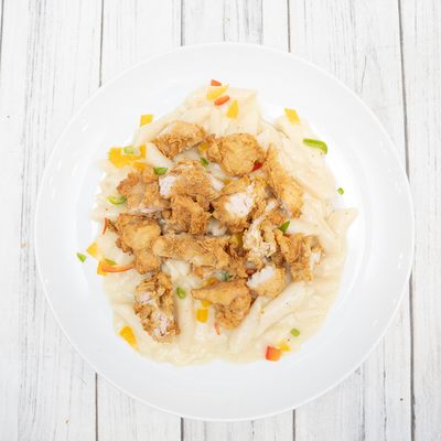 Zuza White Sauce Pasta