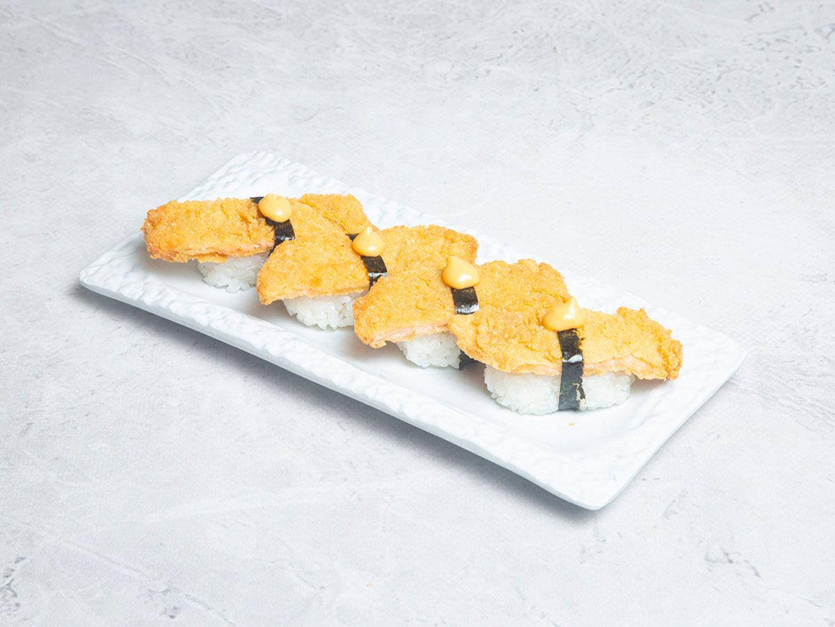 Nigiri New Style Salmon Tempura 4 Pieces