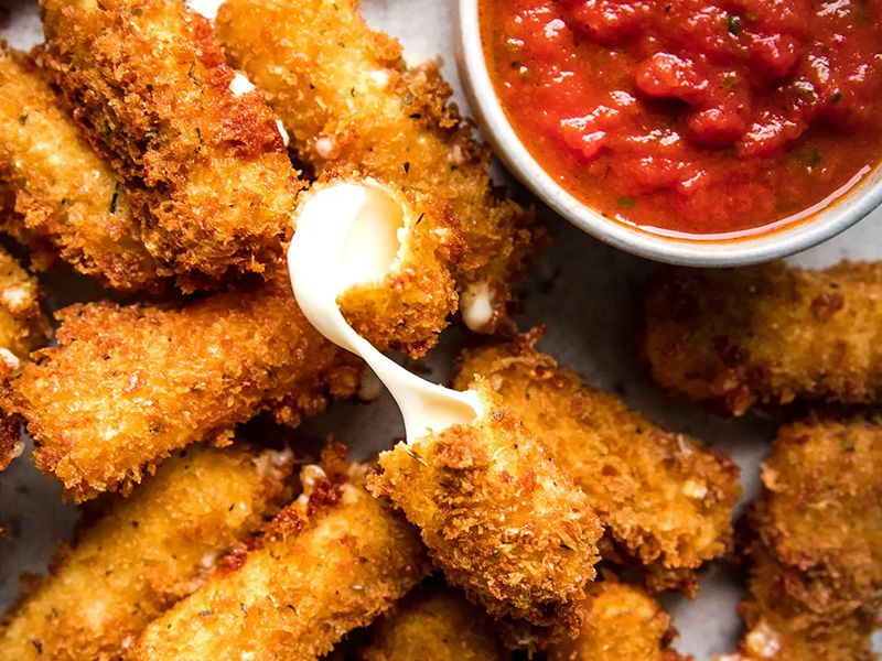Mozzarella Sticks (D)