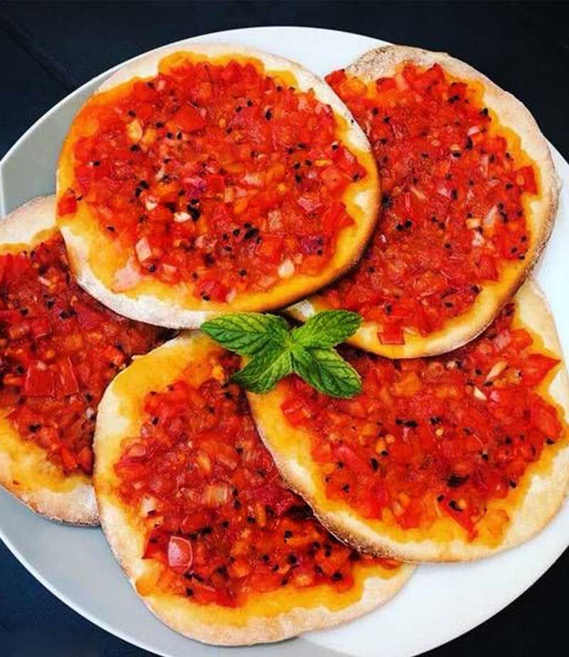 muhammara with walnuts