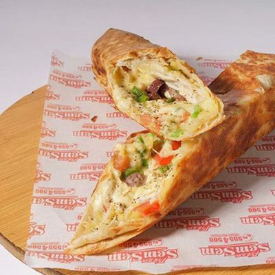 Mushroom And Chicken Roll Pie