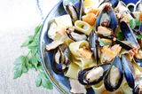 Mussels And Smoked Salmon Pasta