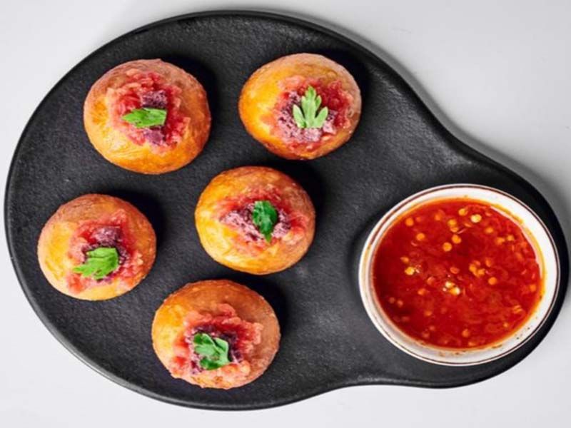 Neapolitan Fried Pizza Balls