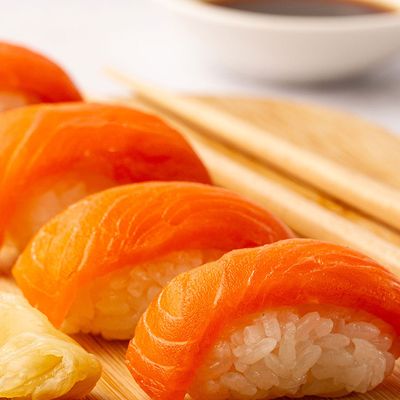 Nigiri Salmon