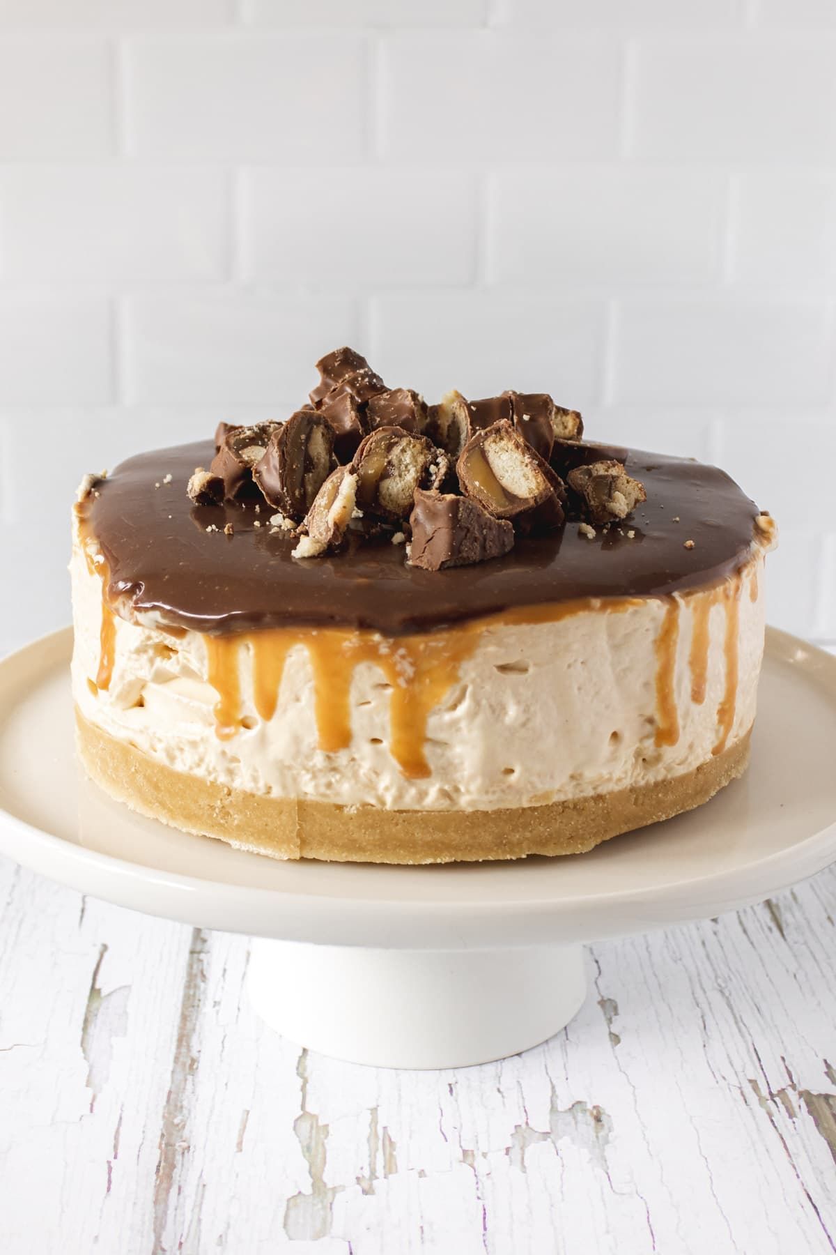 Caramel Twix Cheesecake