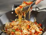 Noodles With Seafood And Eggs