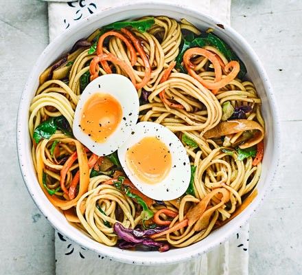 Noodles With Vegetables And Eggs