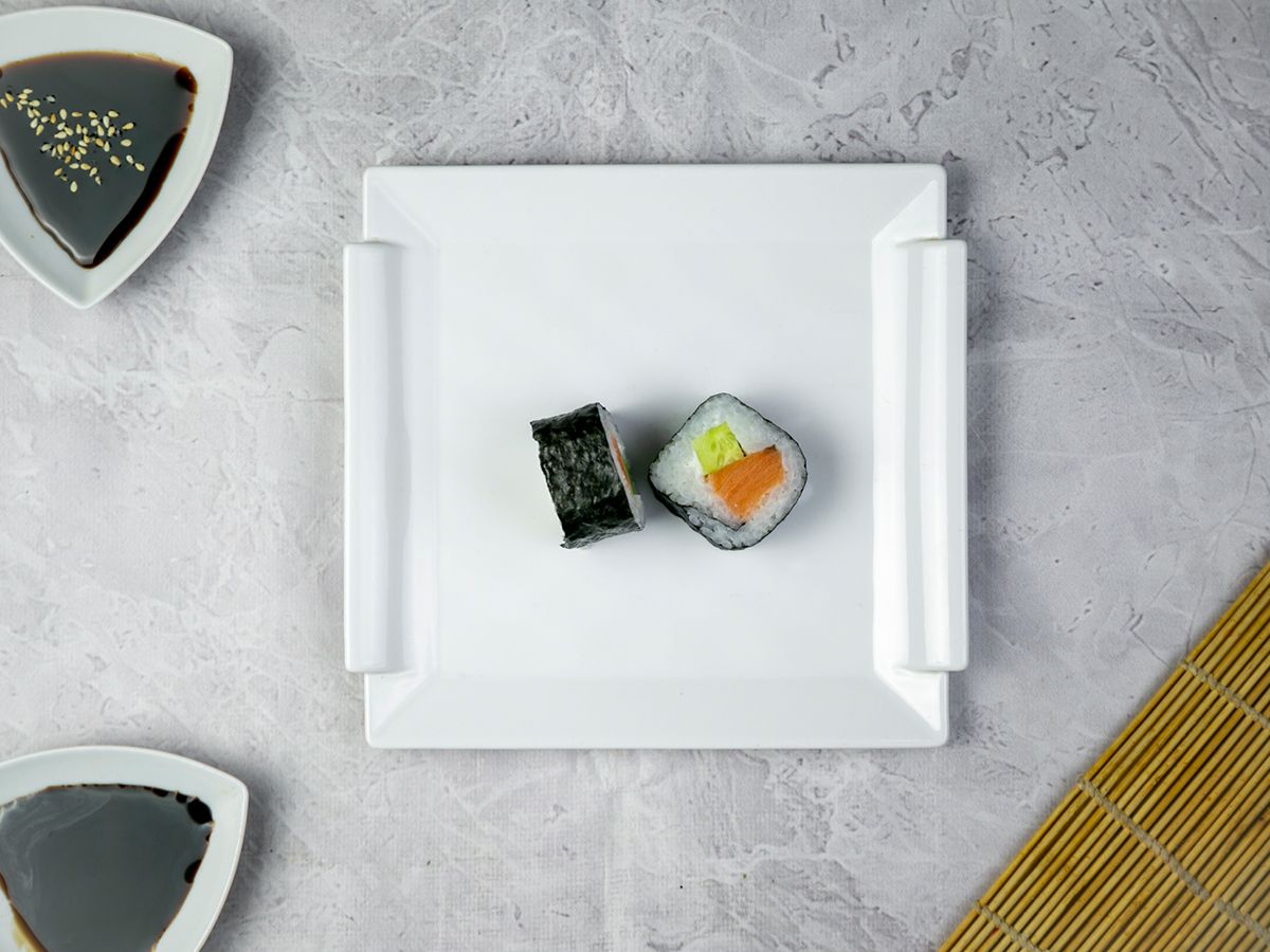 Salmon maki